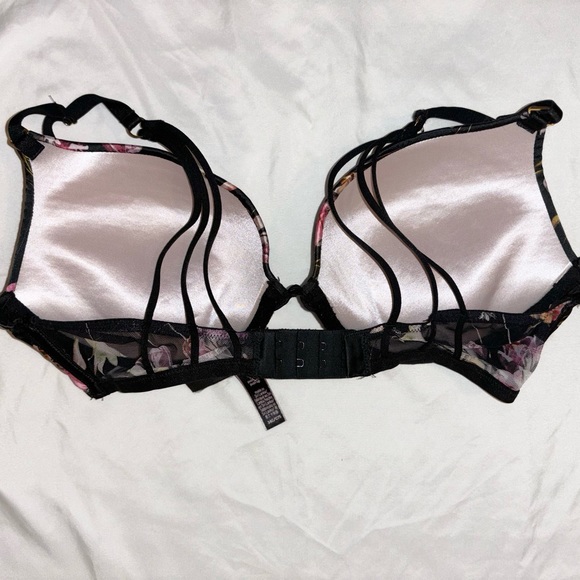 Victoria Secret floral print Bra - Picture 4 of 4